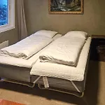 4 Bedroom Cozy In *