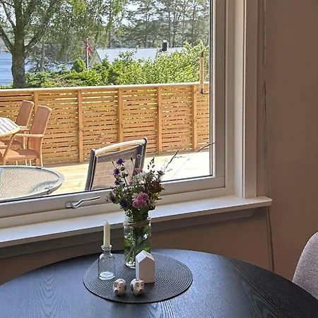 4 Bedroom Cozy In Semesterbostad *