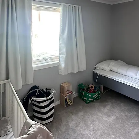 別荘 4 Bedroom Cozy In ファールスン