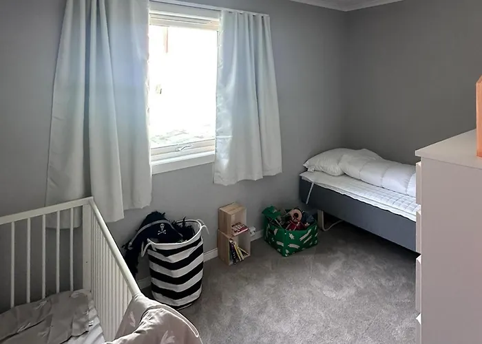Semesterbostad 4 Bedroom Cozy In Farsund