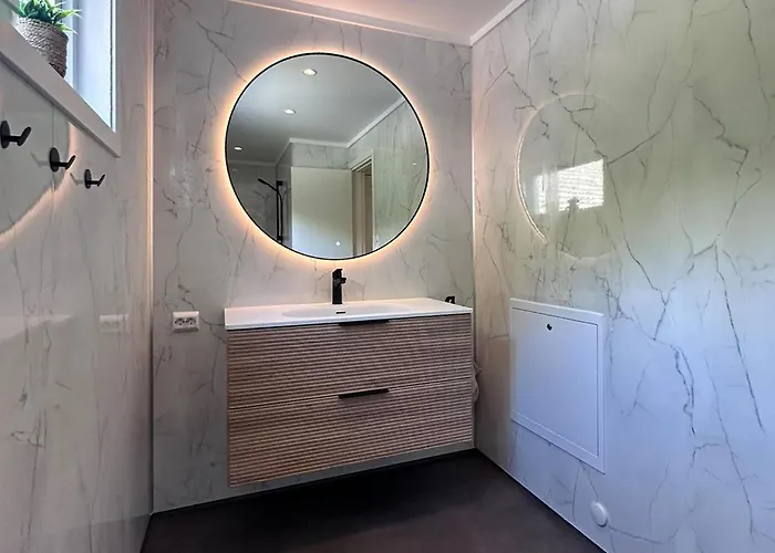 Semesterbostad 4 Bedroom Cozy In Farsund