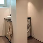 4 Bedroom Cozy In *